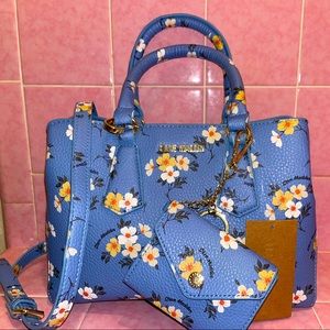 Steve Madden floral print crossbody purse